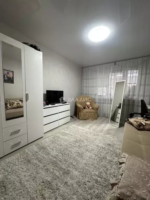 2-к кв. Волгоградская область, Волгоград ул. 8-й Воздушной Армии, 19 ... - Фото 0