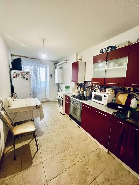 2-к. квартира, 60 м, 1/9 эт. - Фото 1