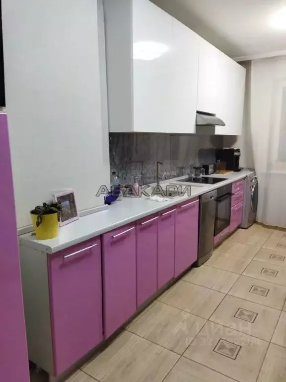 3-к кв. Красноярский край, Красноярск ул. Кутузова, 83А (72.0 м) - Фото 1