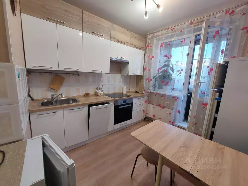 3-к кв. Москва Дорогобужская ул., 7к1 (65.0 м) - Фото 1