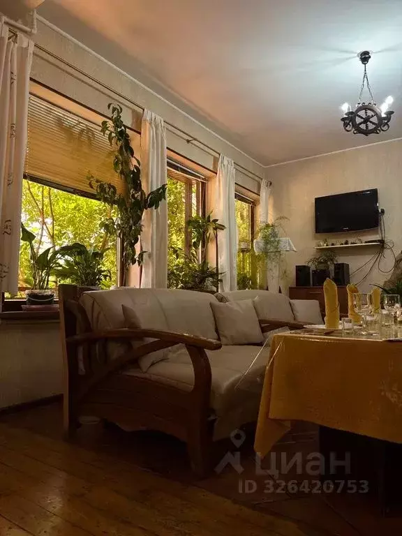 Дом в Астраханская область, Камызякский район, с. Затон  (170 м) - Фото 2