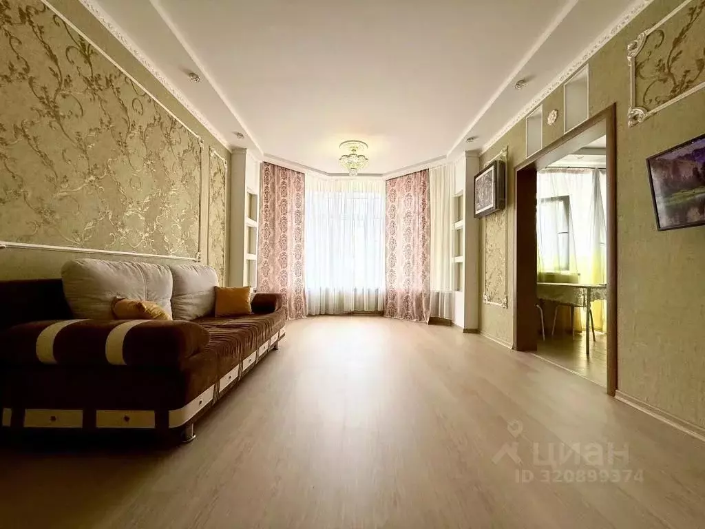 2-к кв. Оренбургская область, Оренбург ул. Чкалова, 51/1 (80.0 м) - Фото 1