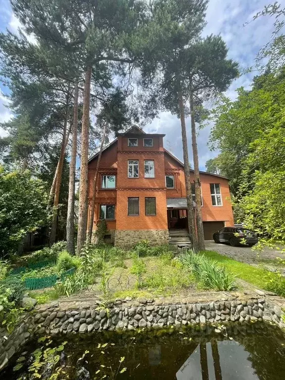 Дом в Московская область, Люберцы городской округ, Томилино пгт ул. ... - Фото 1