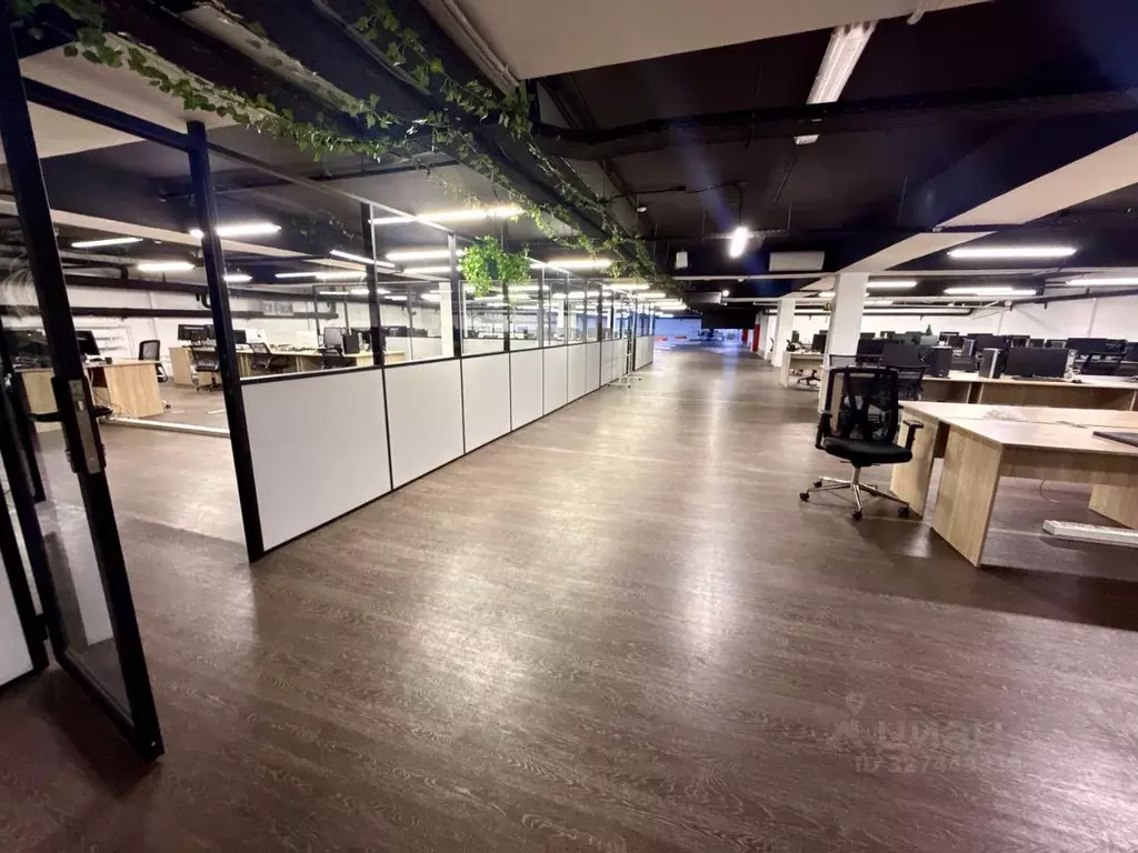 Склад в Москва пл. Евразии, 2 (1420 м) - Фото 1