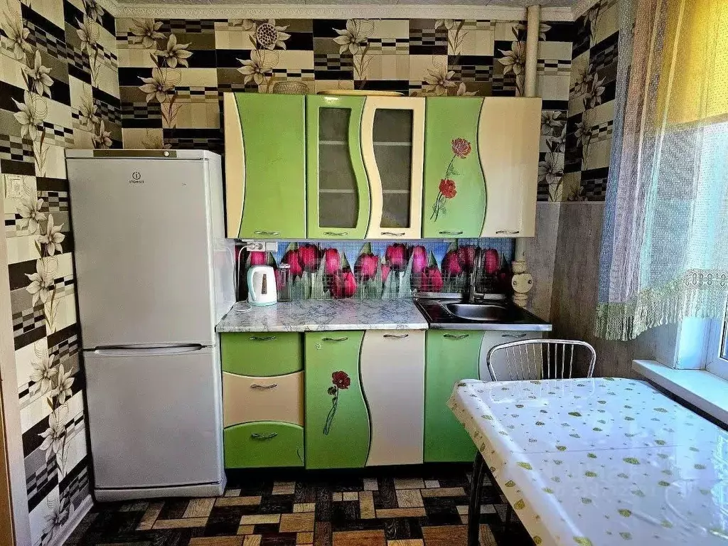 2-к кв. Ханты-Мансийский АО, Ханты-Мансийск Красногвардейская ул., 12 ... - Фото 0