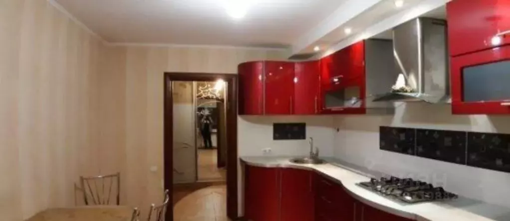 2-к кв. Саратовская область, Саратов проезд 1-й Топольчанский, 4 (64.5 ... - Фото 0