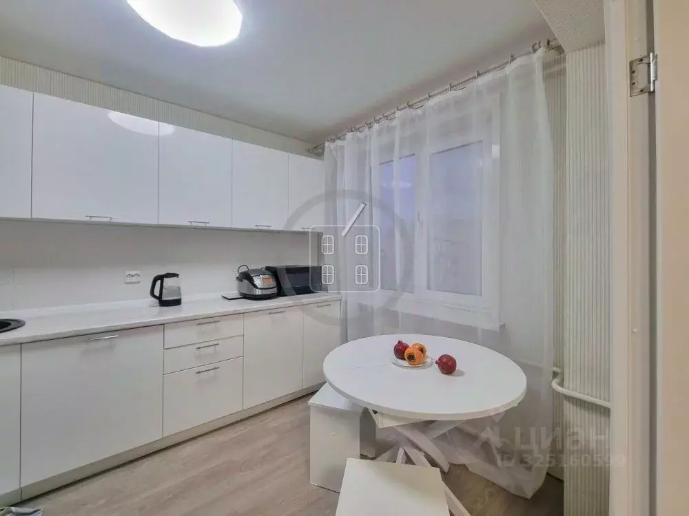 3-к кв. Калужская область, Калуга ул. Степана Разина, 42/38 (64.1 м) - Фото 2