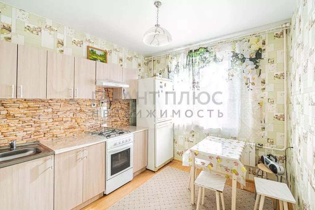 2-к. квартира, 50 м, 8/10 эт. - Фото 1