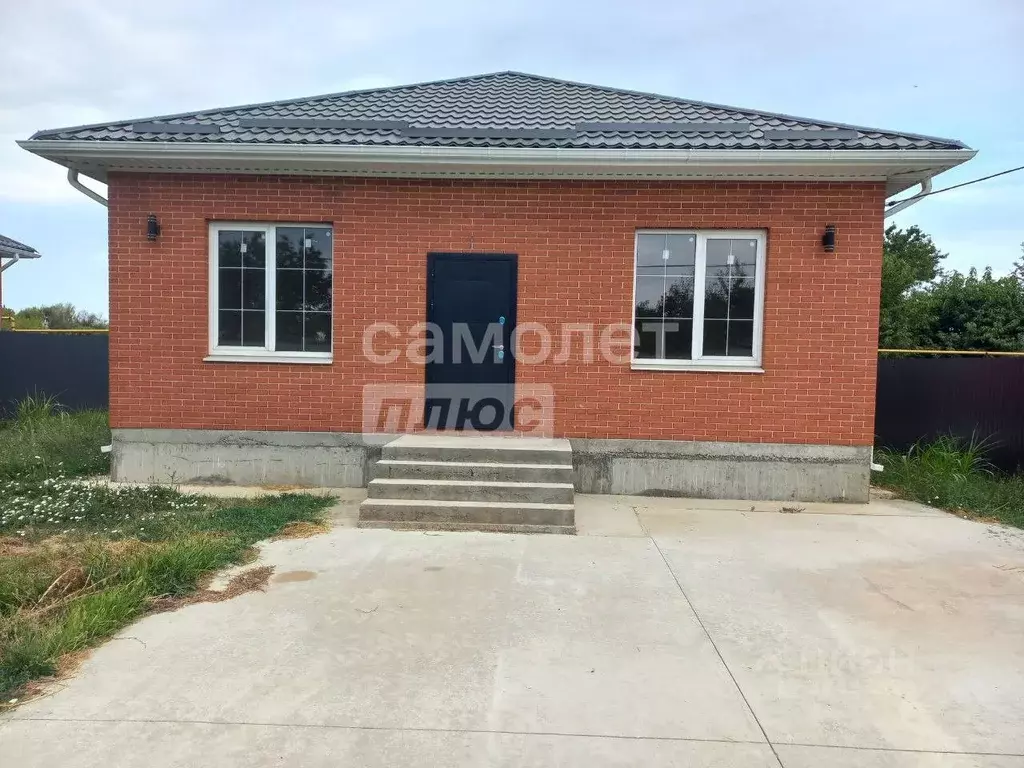 Дом в Краснодарский край, Динской район, с. Красносельское ул. ... - Фото 1