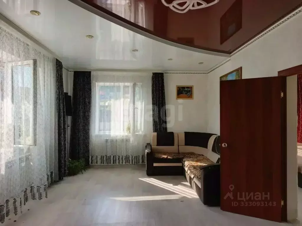 Дом в Башкортостан, Стерлибашевский район, Янгурчинский сельсовет, с. ... - Фото 1
