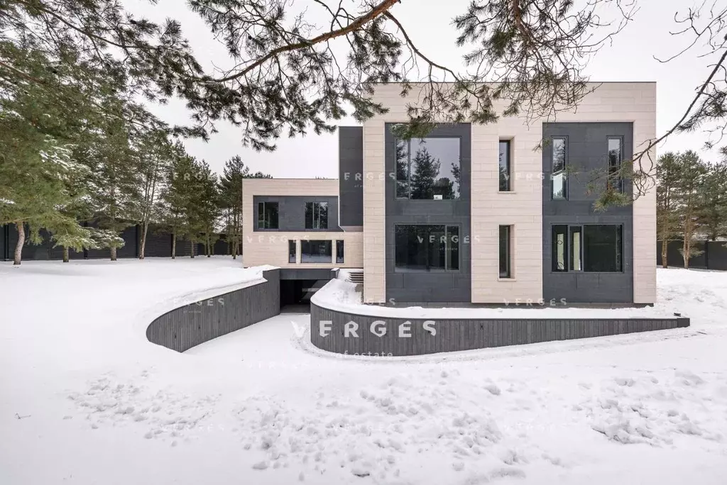 Коттедж в Московская область, Красногорск городской округ, д. ... - Фото 1