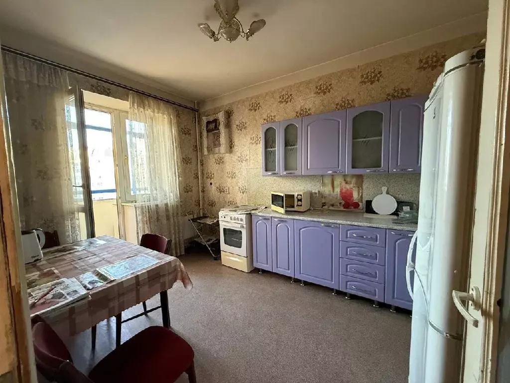 Продается 3-комнатная квартира - Фото 1