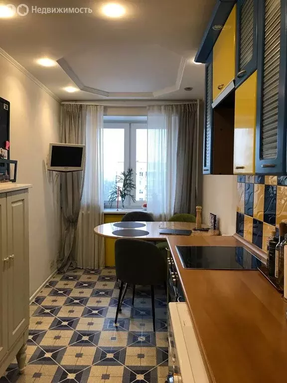 4-комнатная квартира: Балашиха, микрорайон Дзержинского, 34 (72.1 м) - Фото 1