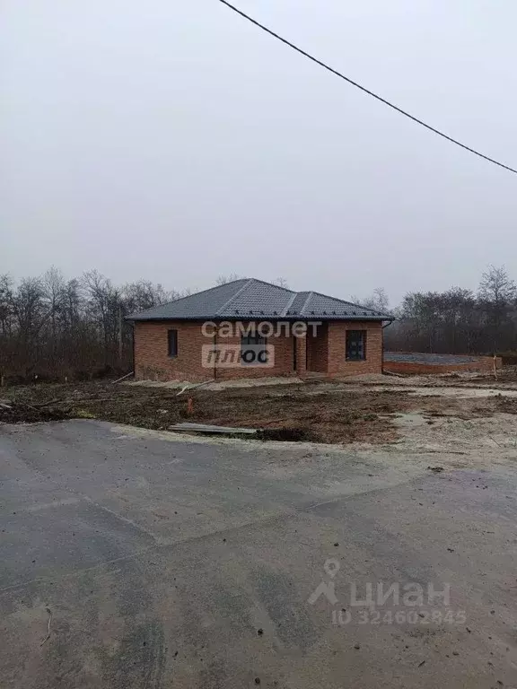 Коттедж в Курская область, Курский район, Нижнемедведицкий сельсовет, ... - Фото 1