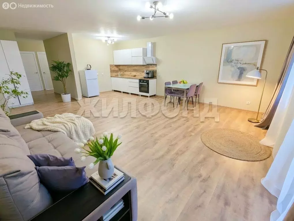 3-комнатная квартира: Томск, улица Аркадия Иванова, 21 (90.4 м) - Фото 1