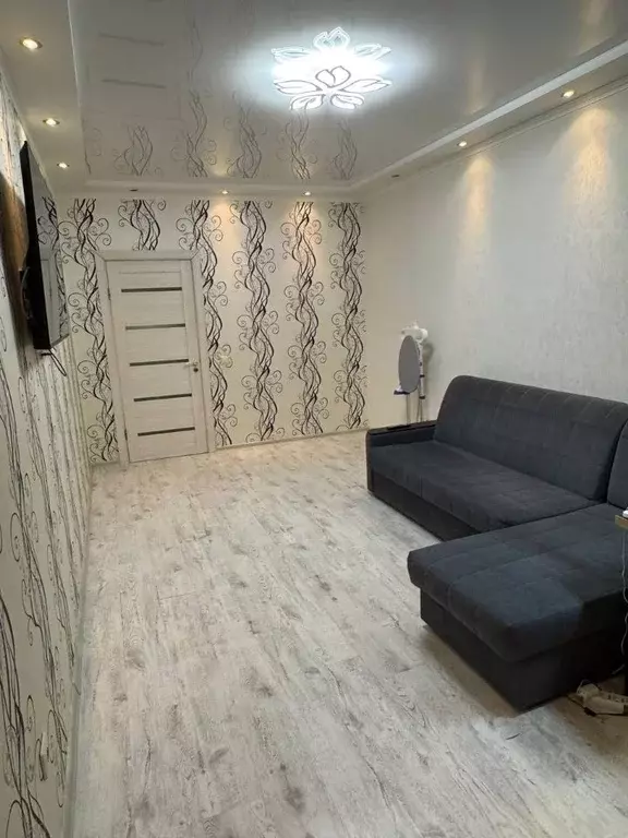 2-к кв. Московская область, Лобня Молодежная ул., 14А (62.2 м) - Фото 2