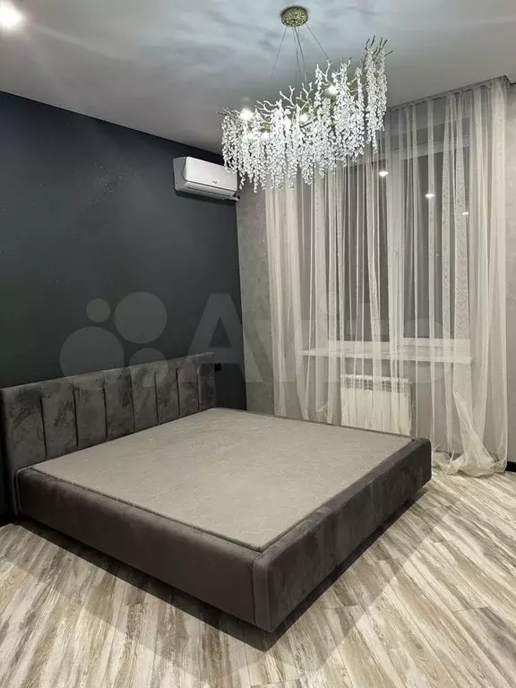 1-к. квартира, 46 м, 1/4 эт. - Фото 0