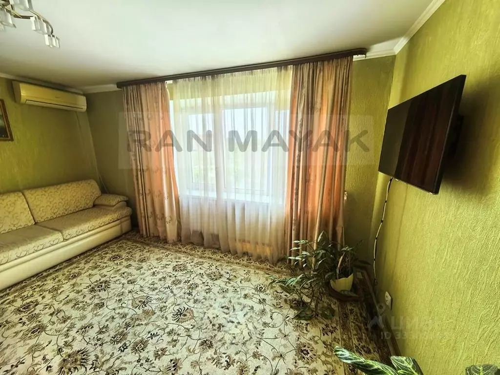 2-к кв. Адыгея, Майкоп ул. Димитрова, 10 (43.3 м) - Фото 1