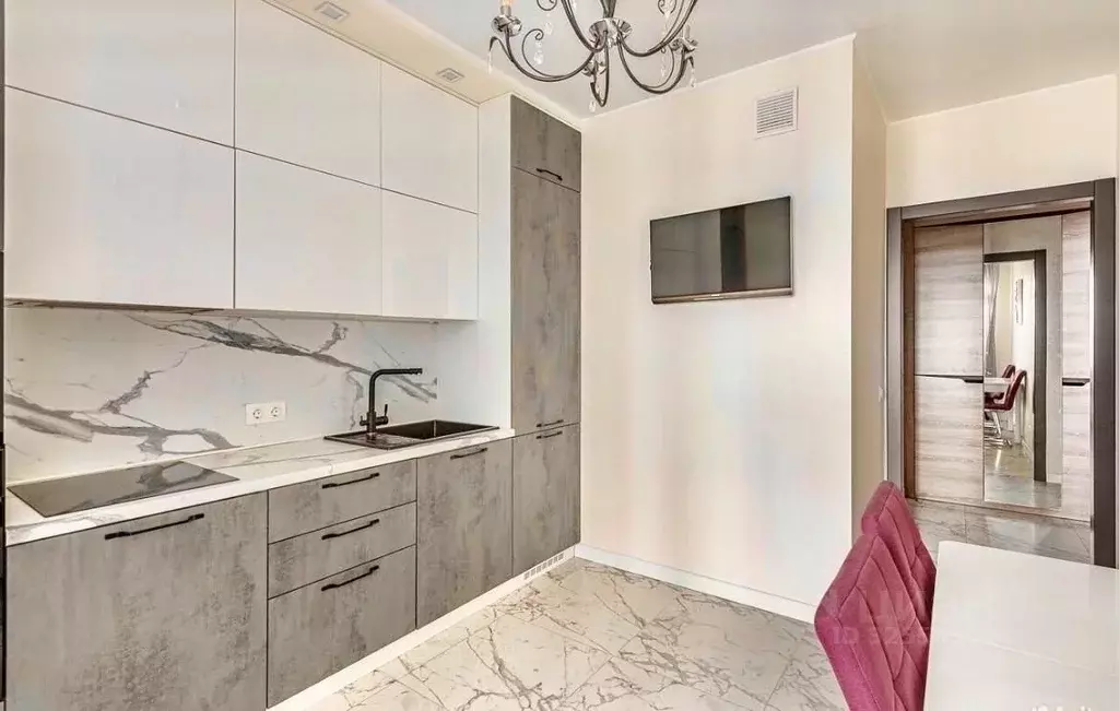 1-к кв. Свердловская область, Екатеринбург ул. Московская, 75 (45.0 м) - Фото 2