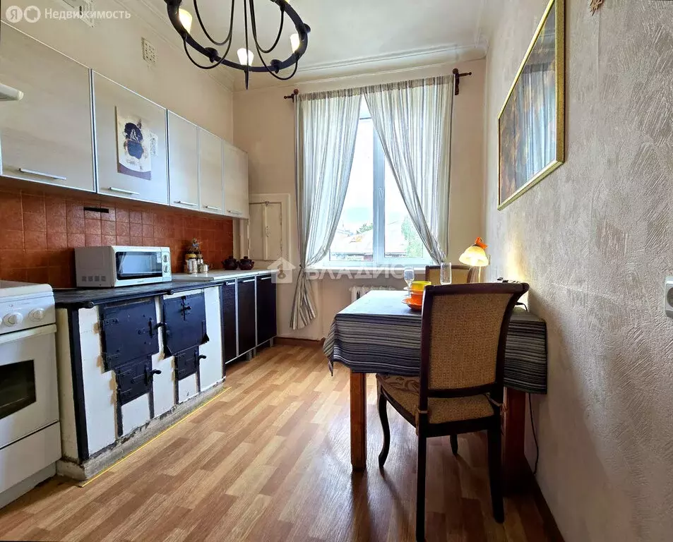 3-комнатная квартира: Петрозаводск, проспект Ленина, 26 (74.7 м) - Фото 1