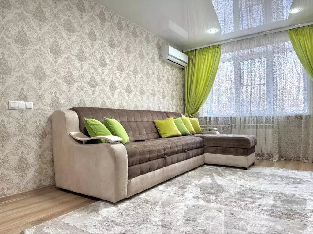 3-к кв. Волгоградская область, Волгоград ул. Николая Отрады, 9 (56.2 ... - Фото 2