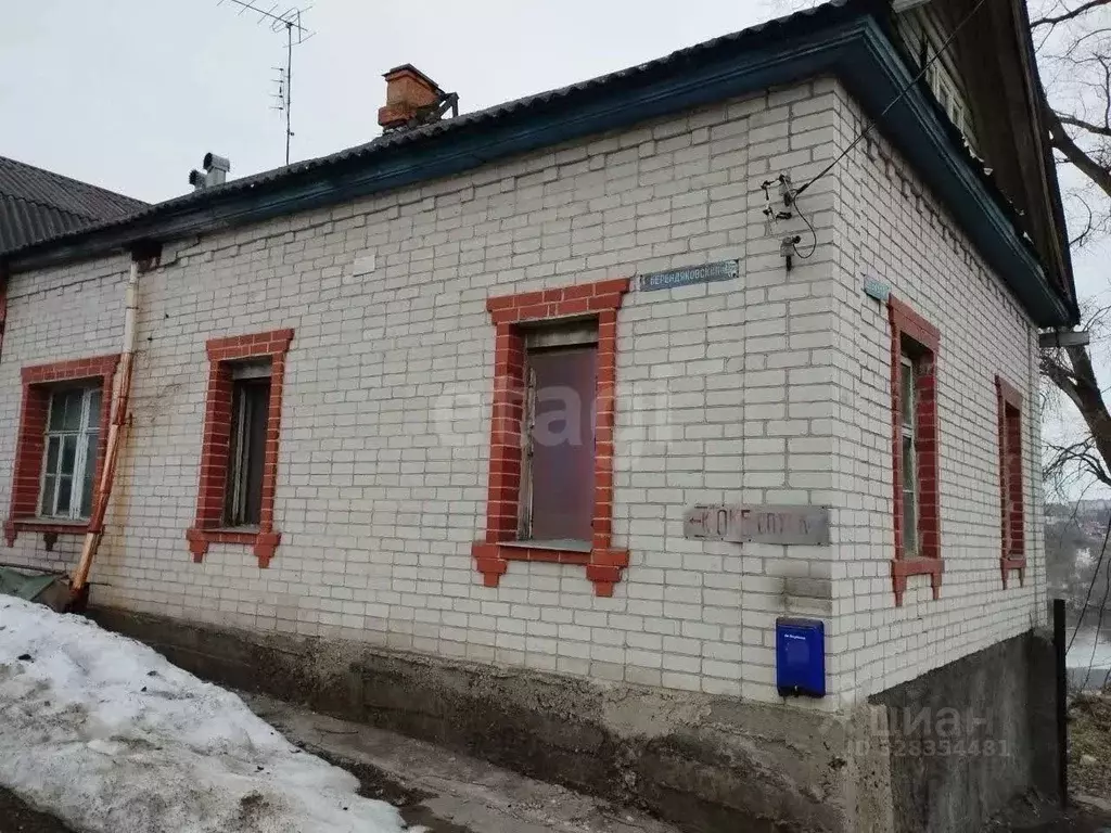 Дом в Калужская область, Калуга ул. Баумана, 66 (130 м) - Фото 1