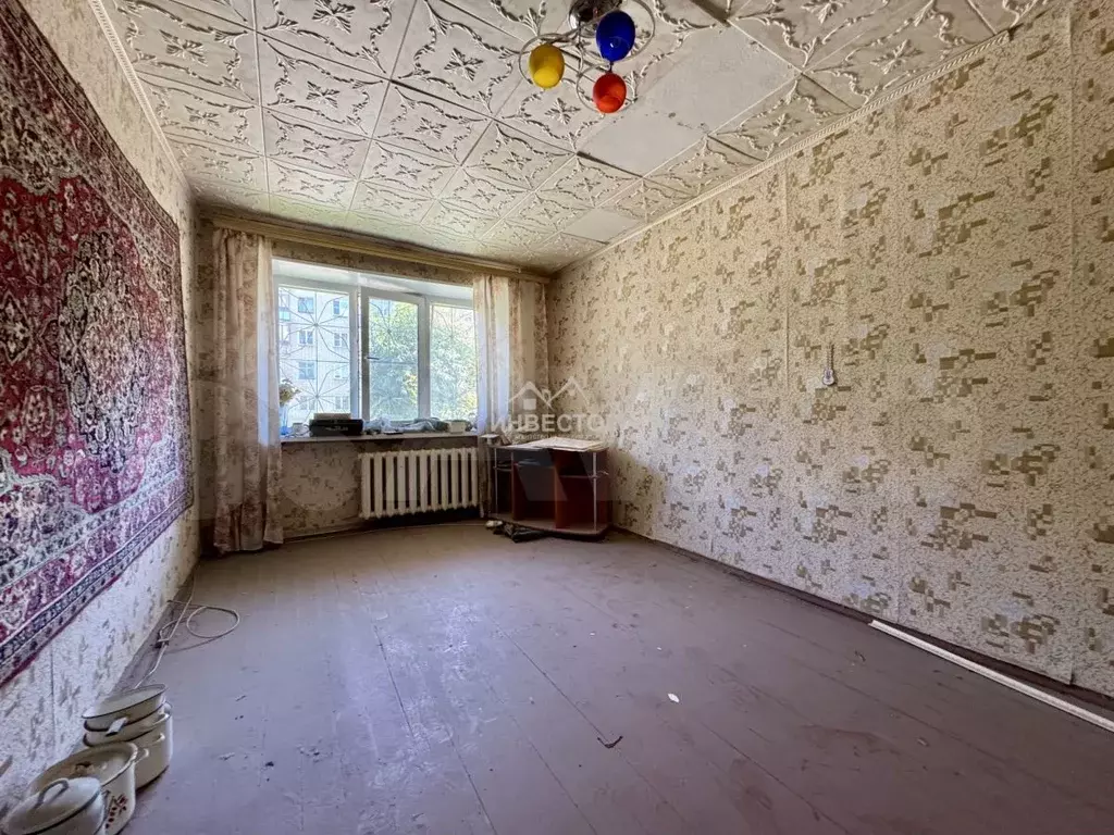 Комната 30 м в 2-к., 1/5 эт. - Фото 0
