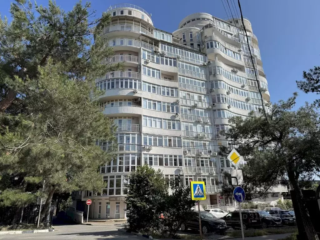 1-к кв. Краснодарский край, Геленджик ул. Шмидта, 8 (64.0 м) - Фото 1