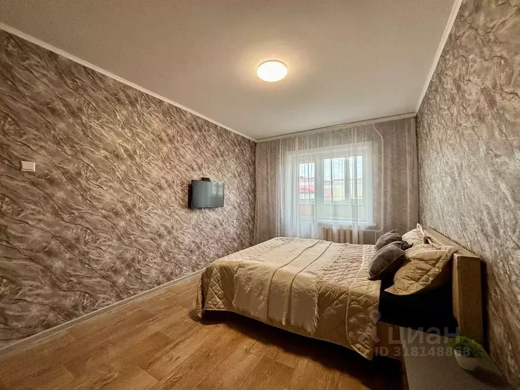 1-к кв. Сахалинская область, Южно-Сахалинск ул. Есенина, 7 (32.0 м) - Фото 1