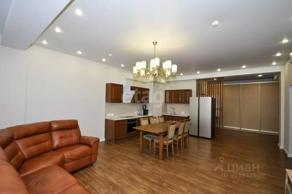 4-к кв. Сахалинская область, Южно-Сахалинск ул. Имени Антона Буюклы, ... - Фото 2