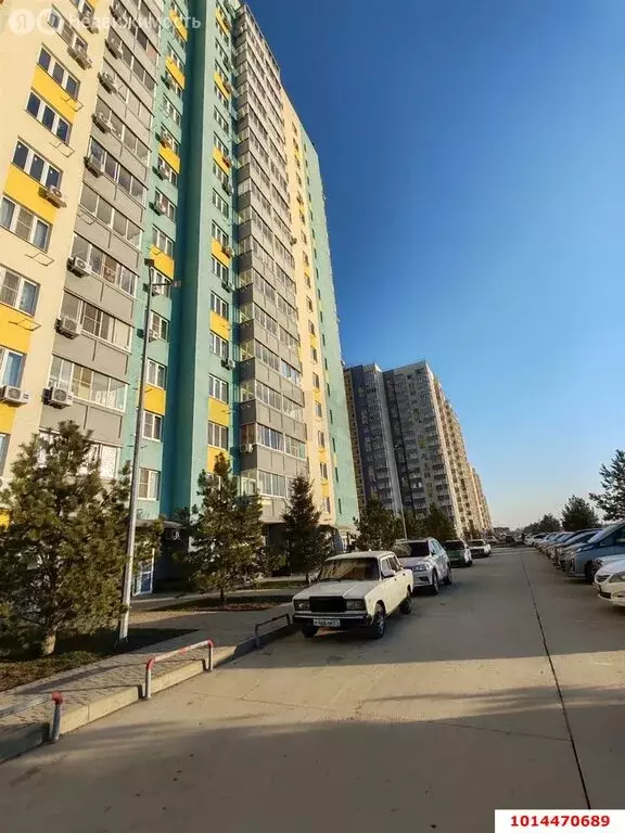 Квартира-студия: Краснодар, улица имени Виктора Нарыкова, 6 (25 м) - Фото 0