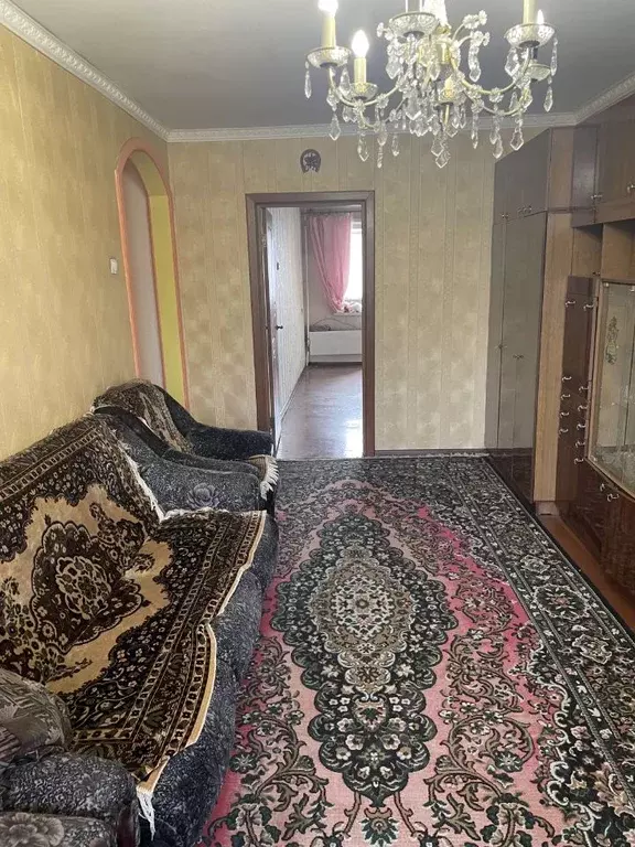 3-к кв. Кемеровская область, Новокузнецк Новобайдаевский мкр, просп. ... - Фото 1