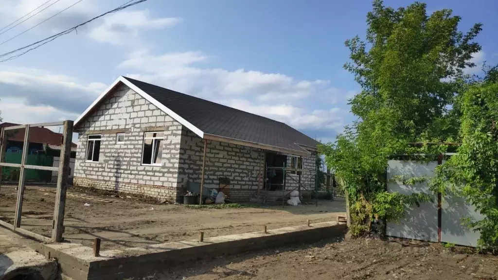Дом в Саратовская область, Петровск ул. Льва Толстого, 89 (104 м) - Фото 2