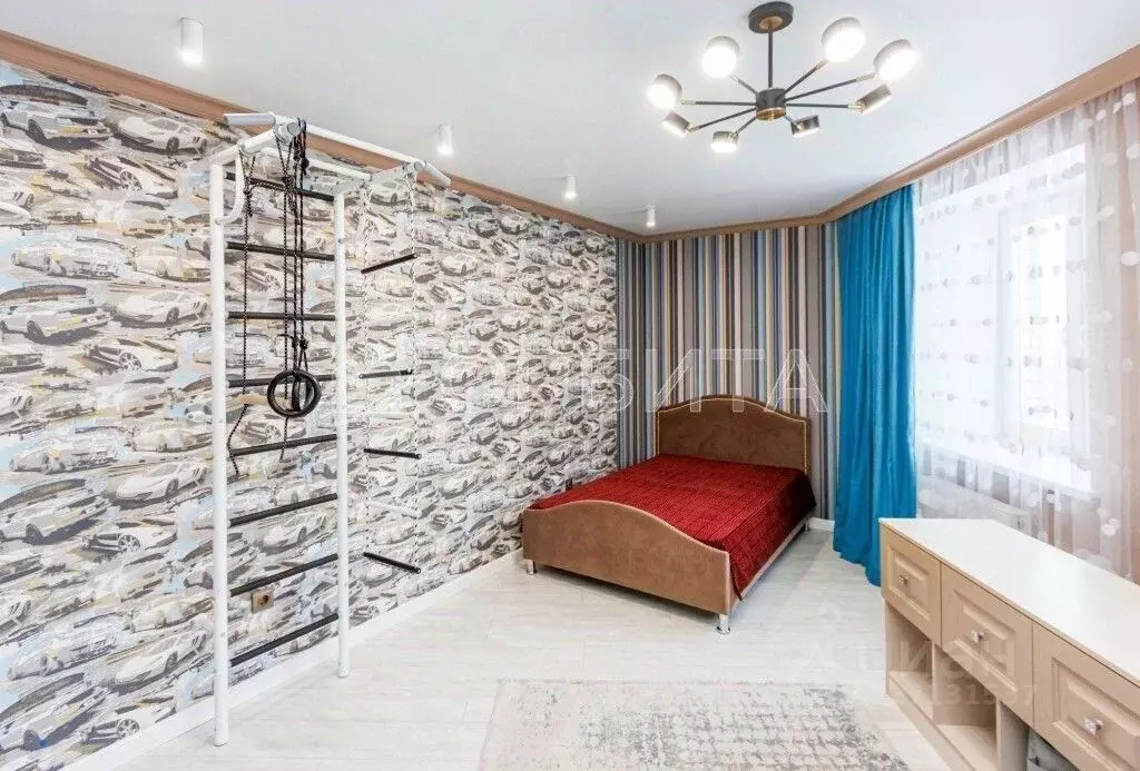 2-к кв. Тюменская область, Тюмень Амурская ул., 39 (75.2 м) - Фото 1