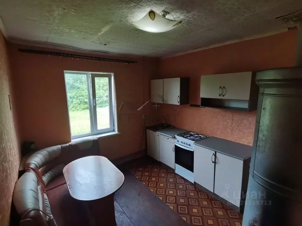 2-к кв. Новгородская область, Крестецкий муниципальный округ, с. ... - Фото 2