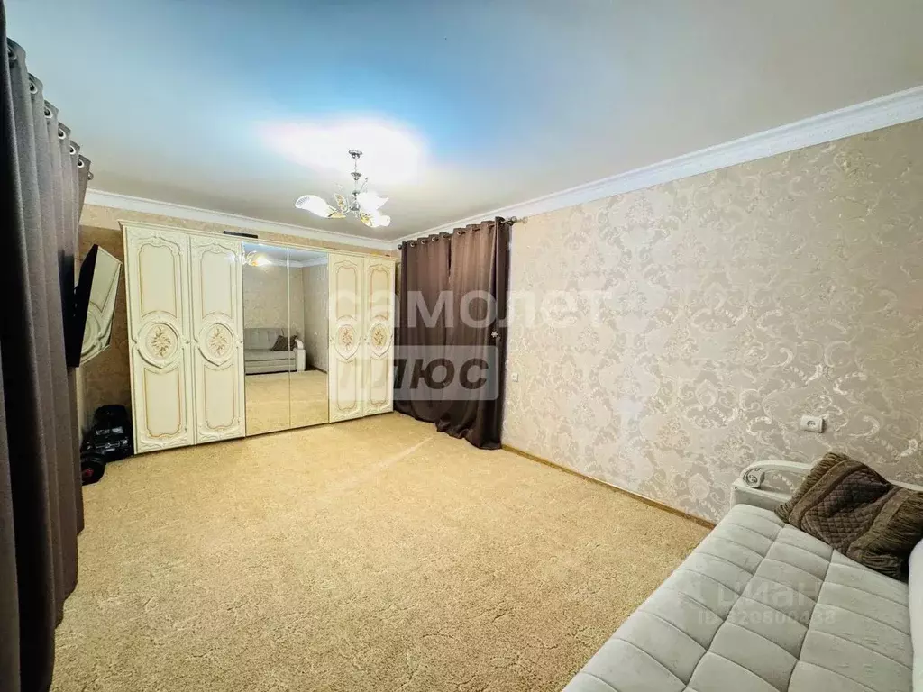 4-к кв. Чеченская республика, Грозный ул. Державина (82.0 м) - Фото 0