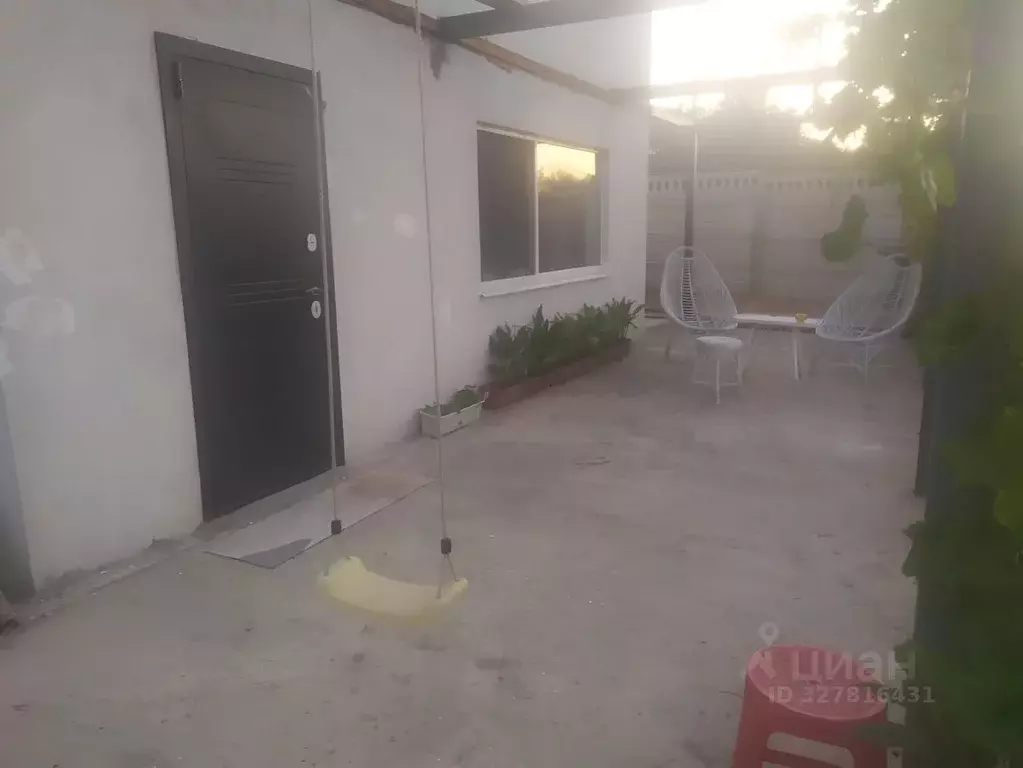 Дом в Крым, Керчь ул. Нижне-Садовая (25 м) - Фото 2