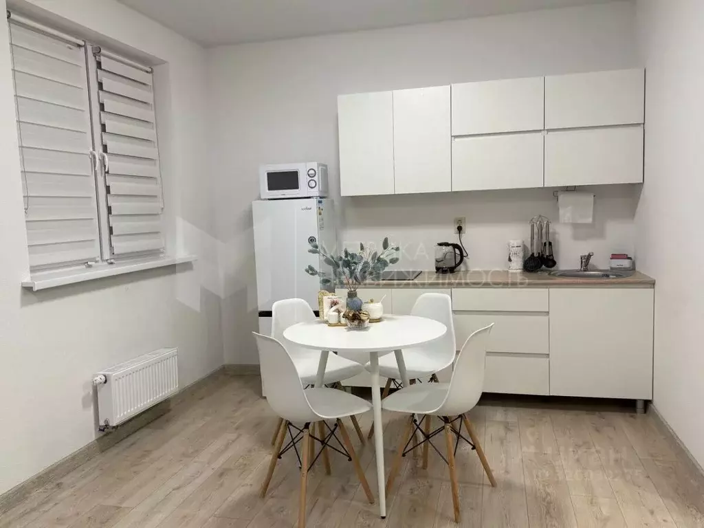 2-к кв. Тюменская область, Тюмень ул. Виктора Тимофеева, 10 (56.9 м) - Фото 1