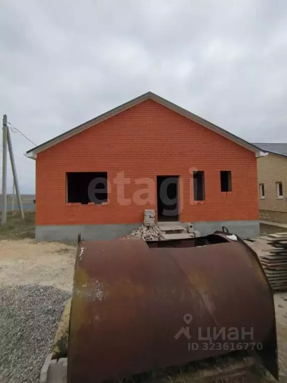 Дом в Калмыкия, Элиста ул. Кленовая, 27 (120 м) - Фото 2