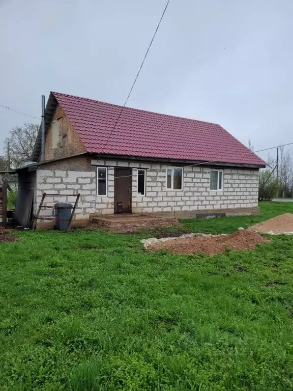 Дом в Новгородская область, Шимское городское поселение, д. Коростынь ... - Фото 0