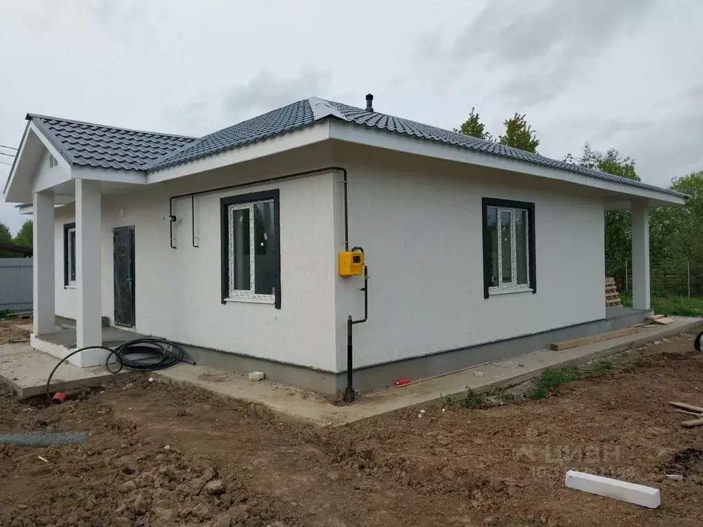 Дом в Калужская область, Боровский муниципальный округ, Совьяки с/пос, ... - Фото 1