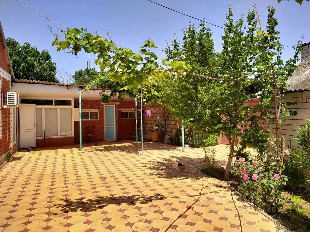 Дом в Дагестан, Избербаш ул. Матросова, 24 (120 м) - Фото 1