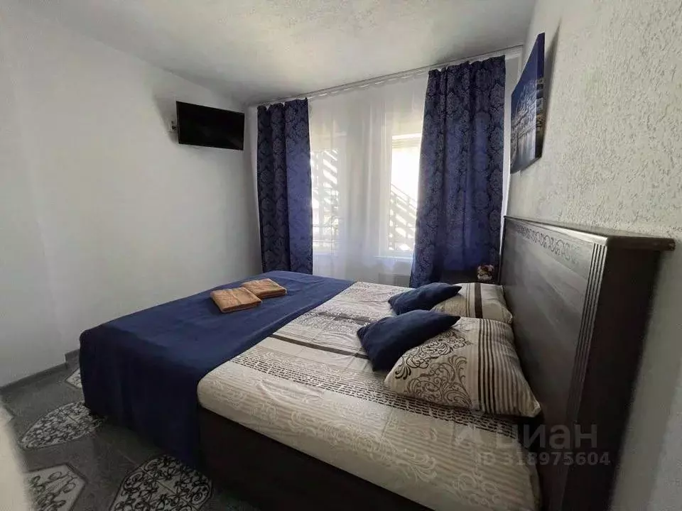 2-к кв. Краснодарский край, Геленджик ул. Розы Люксембург, 45А (30.0 ... - Фото 1