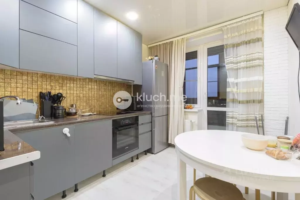 2-к кв. Татарстан, Казань ул. Баки Урманче, 5 (63.0 м) - Фото 1