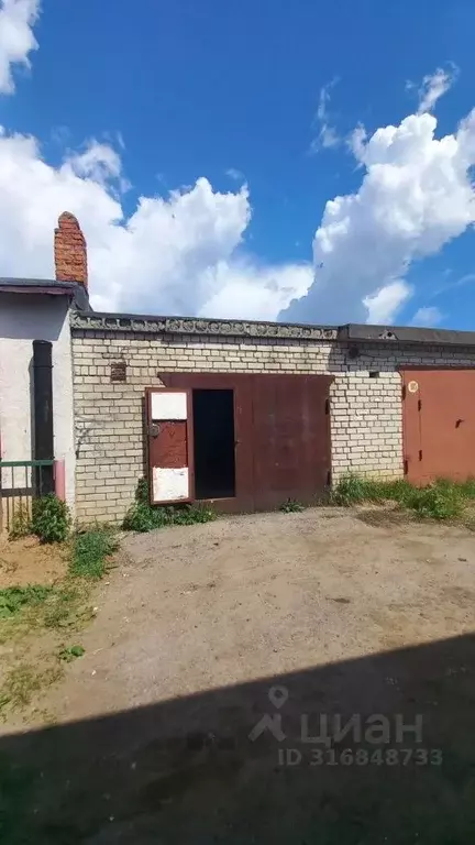 Гараж в Саратовская область, Саратов ул. Имени Братьев Никитиных, 10Б ... - Фото 0