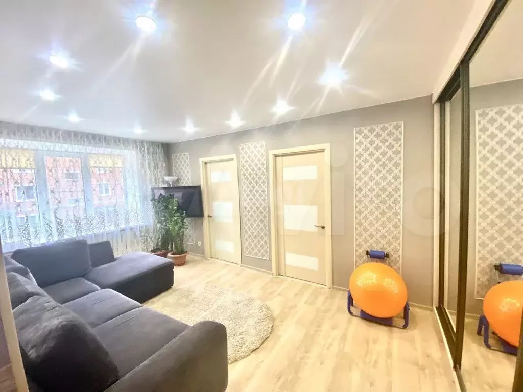 4-к. квартира, 64 м, 2/5 эт. - Фото 0