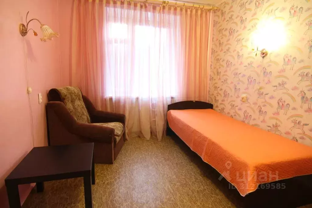 4-к кв. Ленинградская область, Сосновый Бор просп. Героев, 70 (71.0 м) - Фото 1