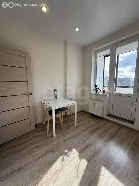 1-комнатная квартира: Кудрово, Пражская улица, 4 (31.8 м) - Фото 1