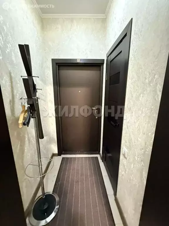 2-комнатная квартира: Новосибирск, улица Челюскинцев, 48/1 (71 м) - Фото 1