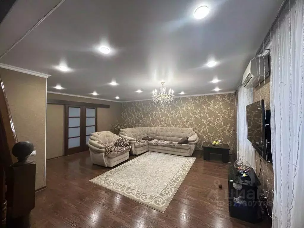 6-к кв. Северная Осетия, Владикавказ ул. Фрунзе, 15 (164.0 м) - Фото 1